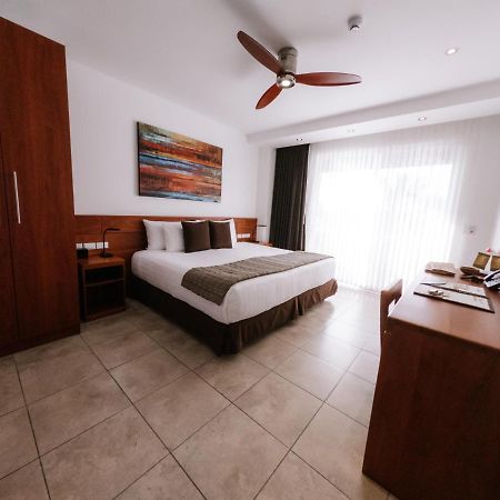Hotel Cucuve Puerto Ayora  Buitenkant foto