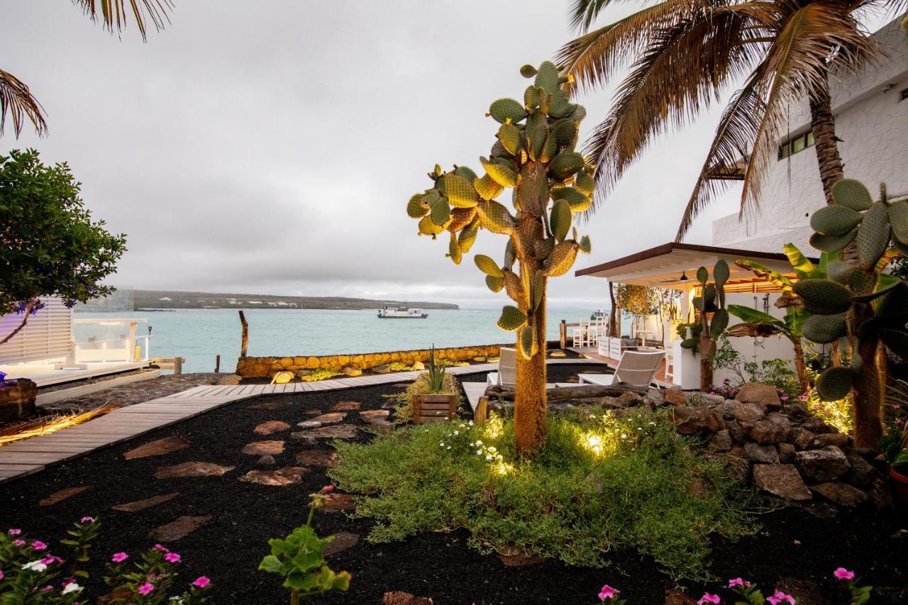 Hotel Cucuve Puerto Ayora  Buitenkant foto