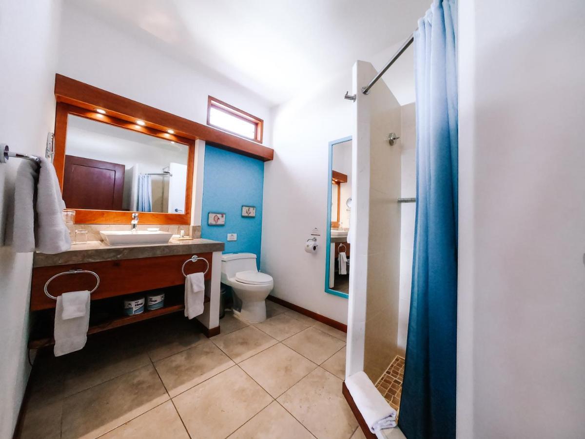 Hotel Cucuve Puerto Ayora  Buitenkant foto